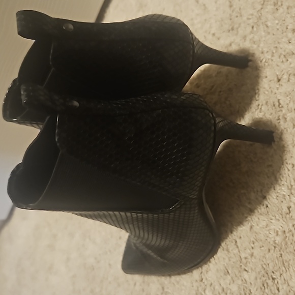 Zara heeled ankle boots - Picture 4 of 6
